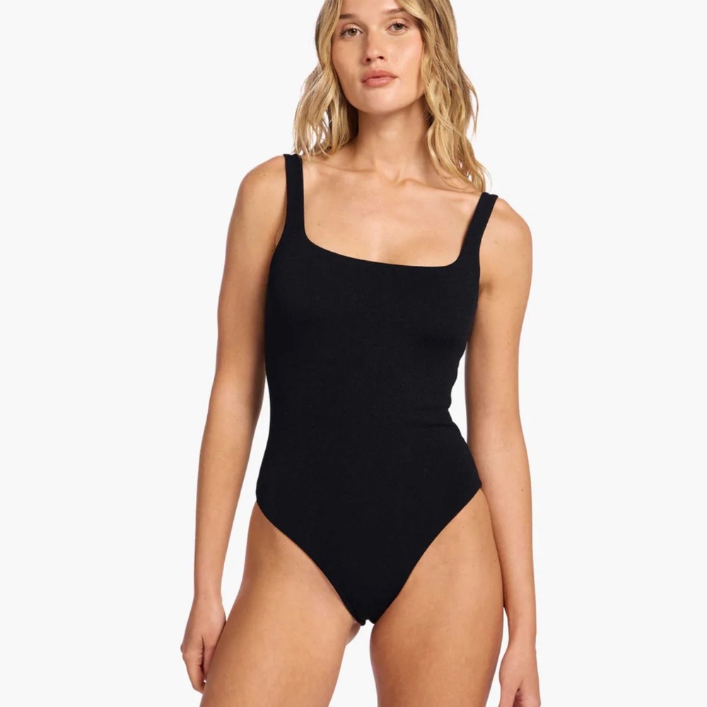 Nuuds Black One Piece Swimwear with Square Neckline